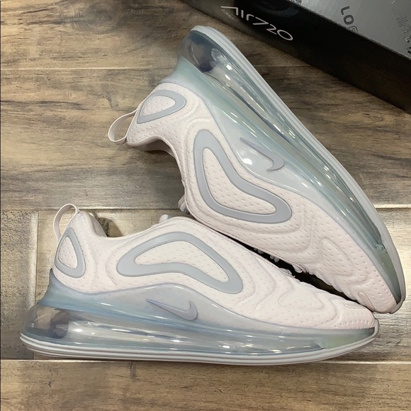WMNS NIKE AIR MAX 720 Vast Grey/Wolf Grey - Picture 12 of 16